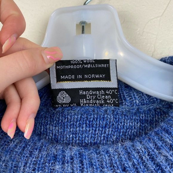 VTG Nesjar of Norway cream blue print fair sweater - Picture 3 of 3